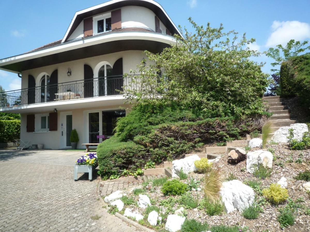 La Maison Des Bonheurs Bed and Breakfast Rillieux-la-Pape Exteriör bild